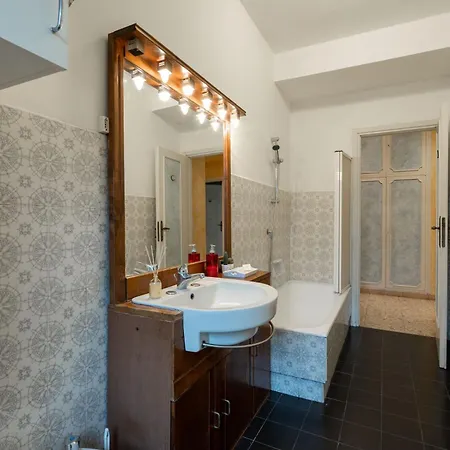 New Opening! Vatican House Free Netflix Apartament *